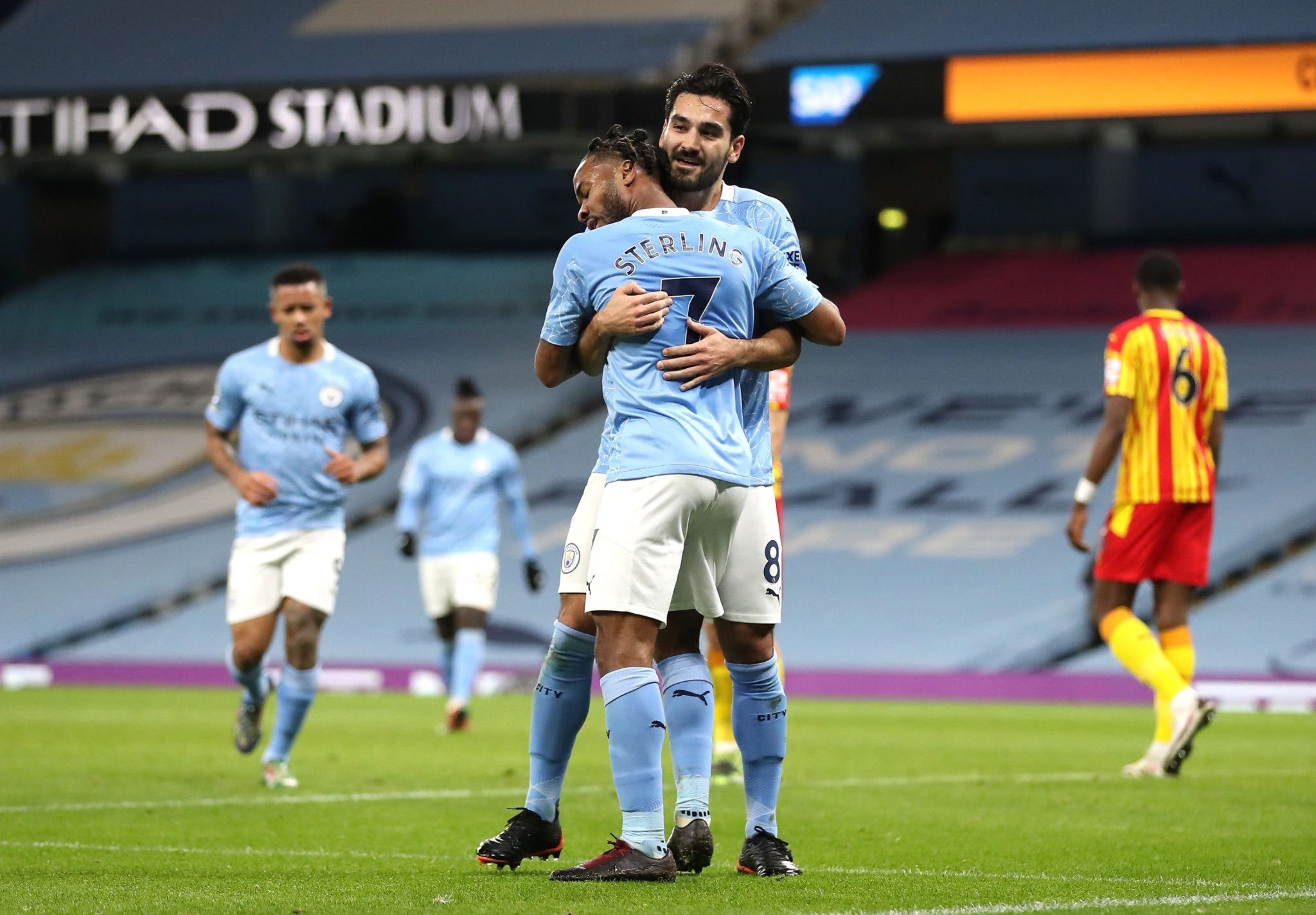 商竣程不再 商竣程不再